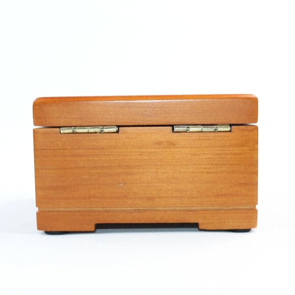 Wooden Hinged Music Box Song Memory Picture Frame Ring Holder 4.25" Square - Picture 9 of 10